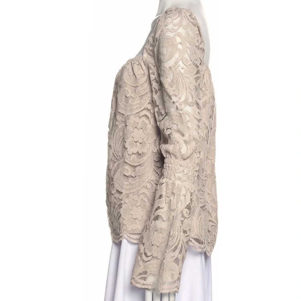 Cupcakes & Cashmere Blouse Cream Size Small NWT Lace Cottagecore Long Sleeve
